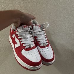 Red Bapestas size 8