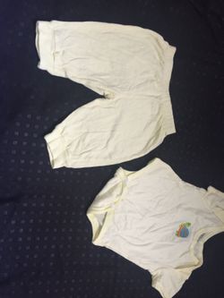 Baby yellow for nb to 3 months