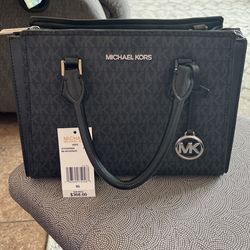 Michael Kors Md Messenger