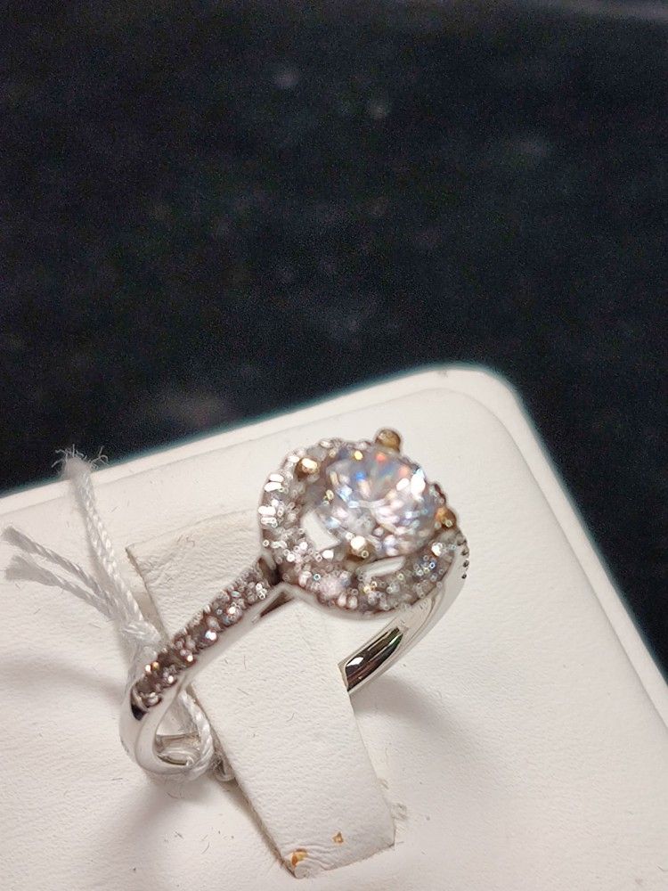 1.0 Ct  D Color 💎 Diamond Engagement Ring 💓