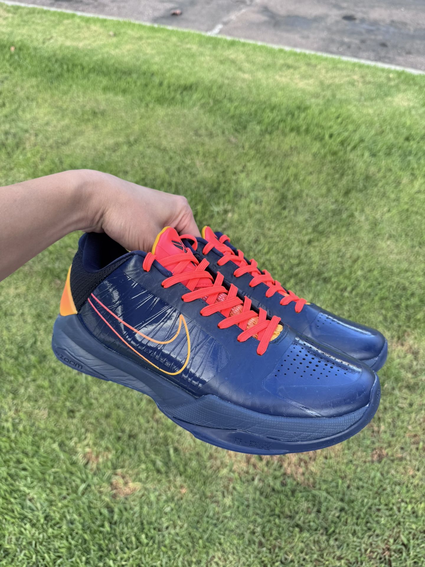 Not Nike Kobe 5 Caitlin Clark Sz 10 Basketball Shoes