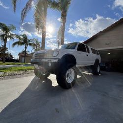 2000 Toyota Tacoma