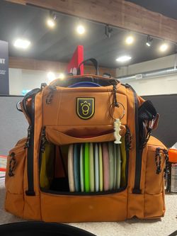 Squatch Disc golf backpack