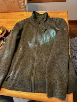Mens XL Swiss tech Fleece Zip Up