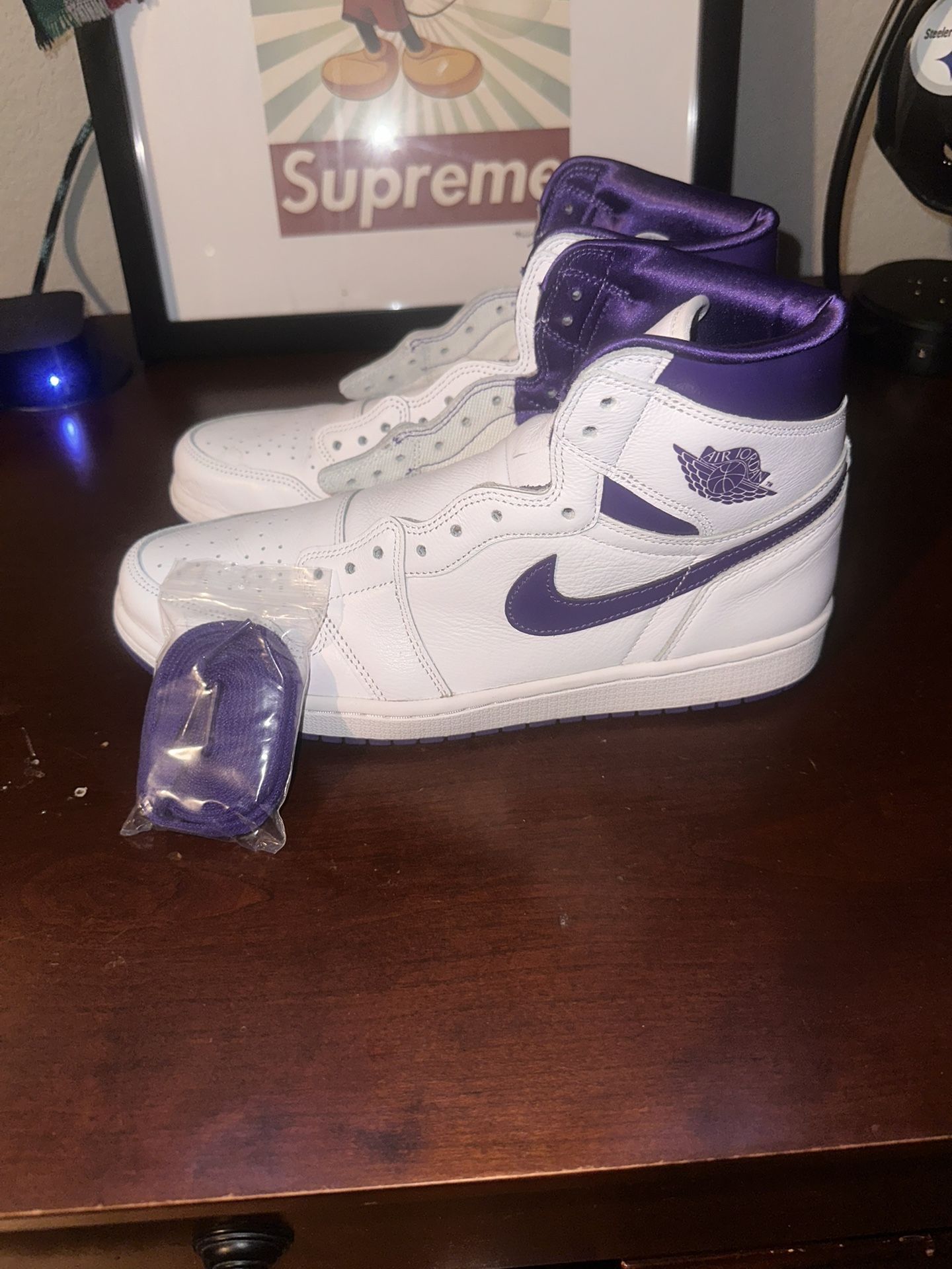 Air Jordan 1 High OG 'Court Purple'