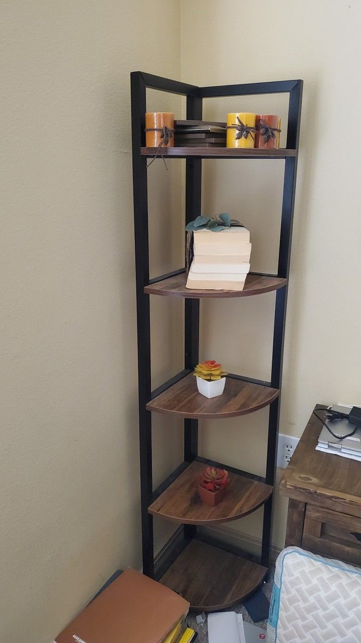 Corner Shelf 