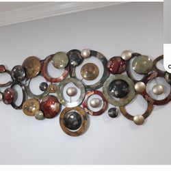 Metal Wallnart Approx 3 Feet Tall By 3 Feet Long Exelent Condition $90