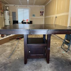 Free Extendable Table