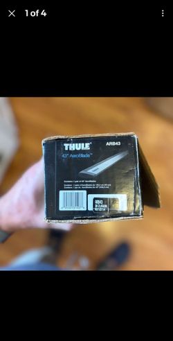 Thule ARB43 Aeroblade Roof Rack Crossbars NEW Never Used