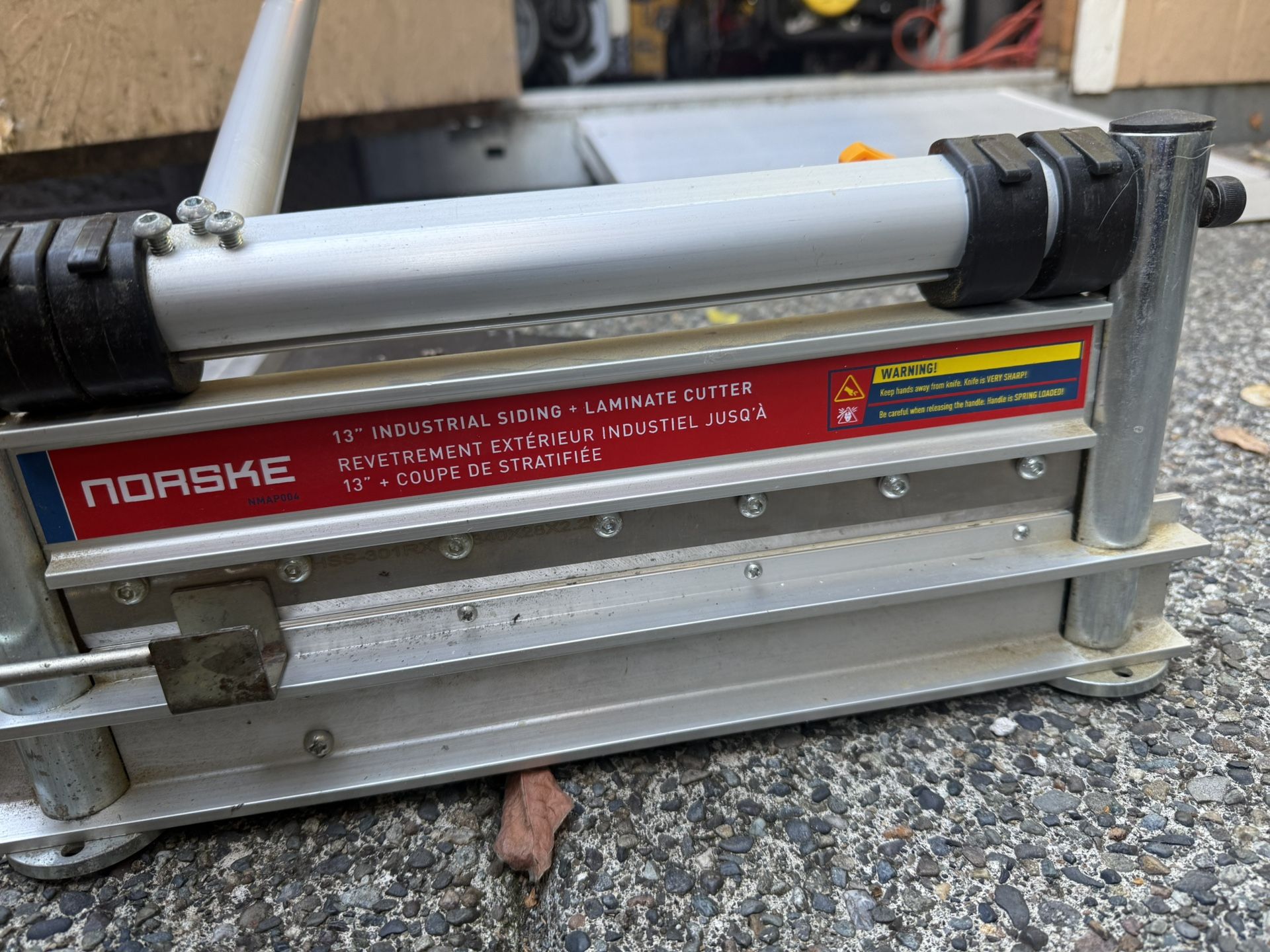 Norske 13” Laminate & Siding Cutter – Heavy Duty