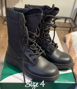 Youth boots