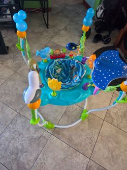 Baby jumper-finding nemo