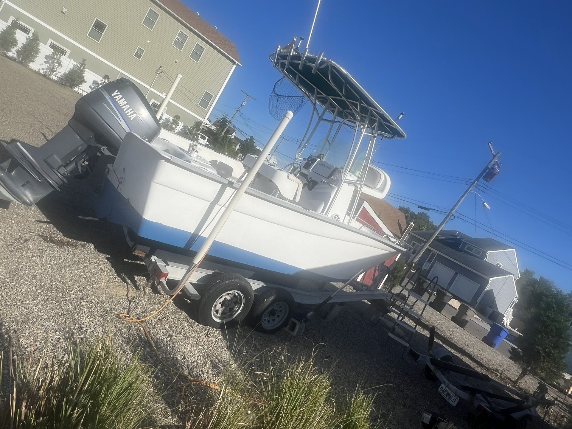 2006 Cape Horn Center console 20 foot