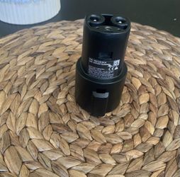 Tesla Adapter J1772