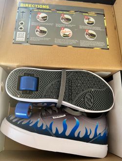 Brand New Heelys – Youth Size 6 – Blue Flame Design