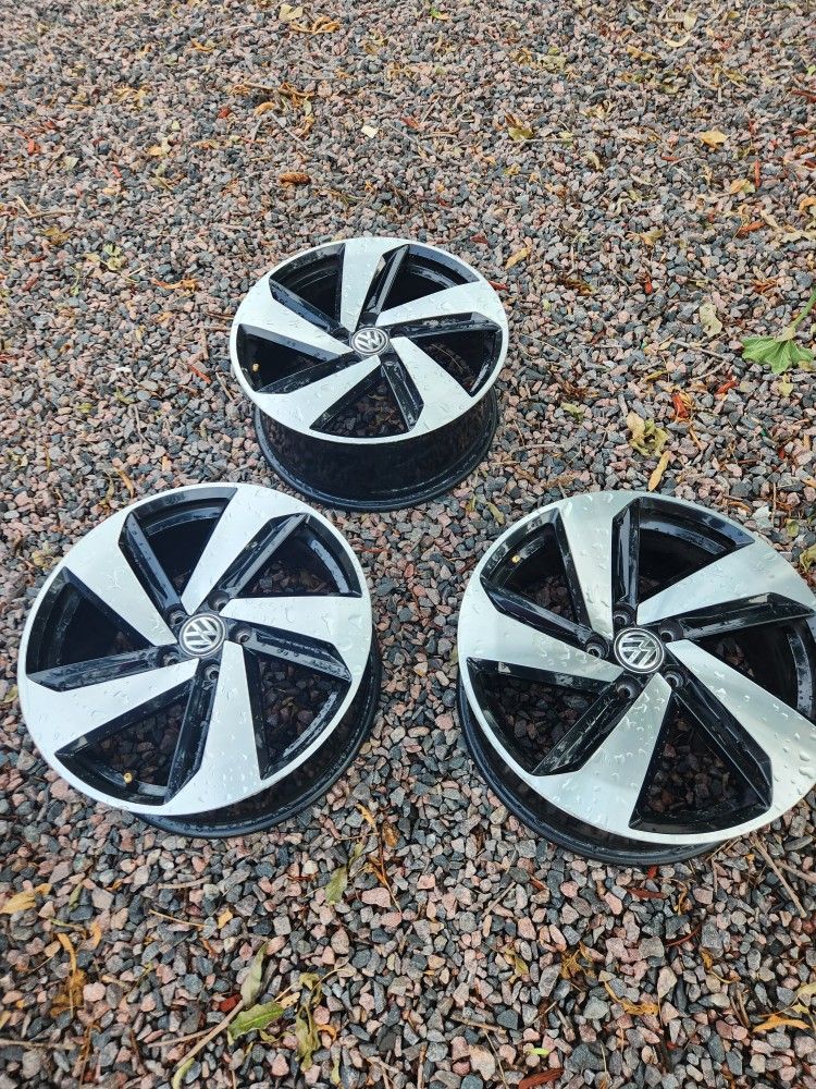 Golf GTI OEM Wheels