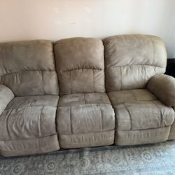 Reclining couch