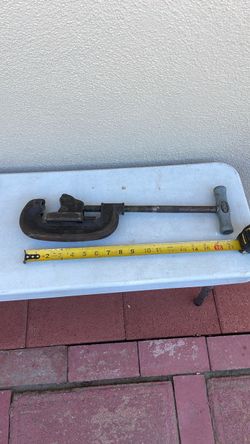 Ridgid Heavy-Duty Pipe Cutter