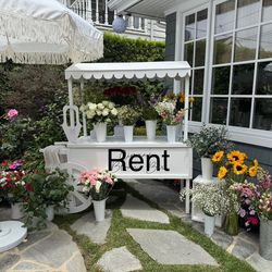 Flower Stand With vinyl