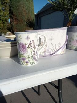 Coffee/Tea Cups