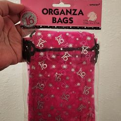 Sweet 16 Pink Straw String Gift Bags 