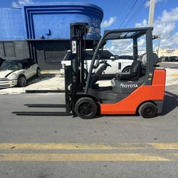 Forklift Toyota 