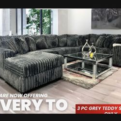 Brand New Super Comfy Plush Corduroy Sectional Set 