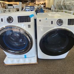 GE WASHER CU.FT.CAPACITY 5.0 & GE DRYER CU.FT.CAPACITY 7.8  SET