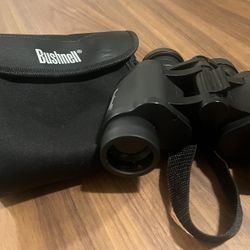 BUSHNELL Porro-prism binocular