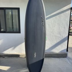 New Bilt Surfboard 6’10”mid-length