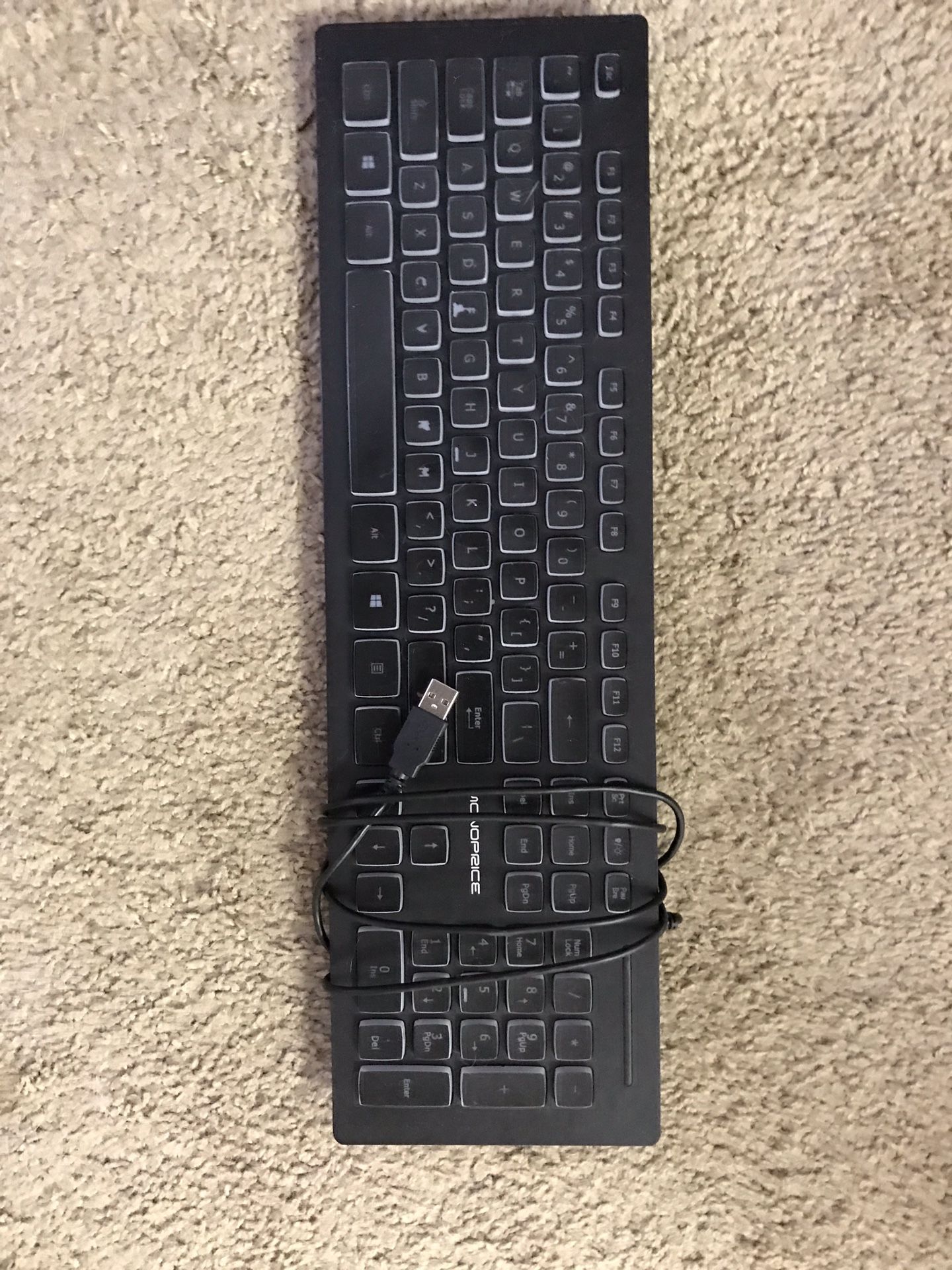 Backlit computer keyboard