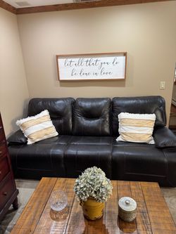 TWO BROWN ELECTRIC RECLINING COUCHES TWO BROWN RECLINING COUCHES