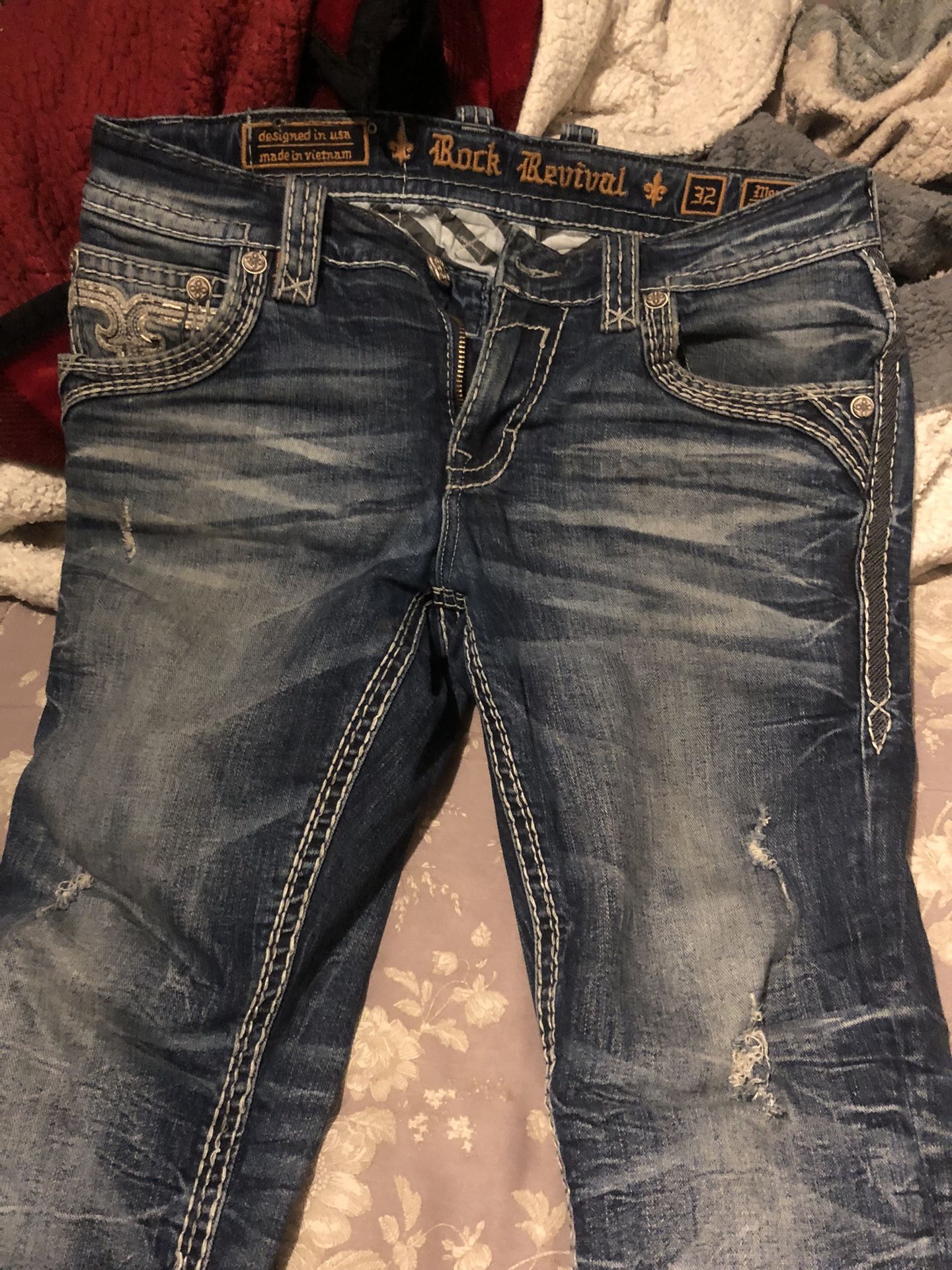 Rocks Size 32