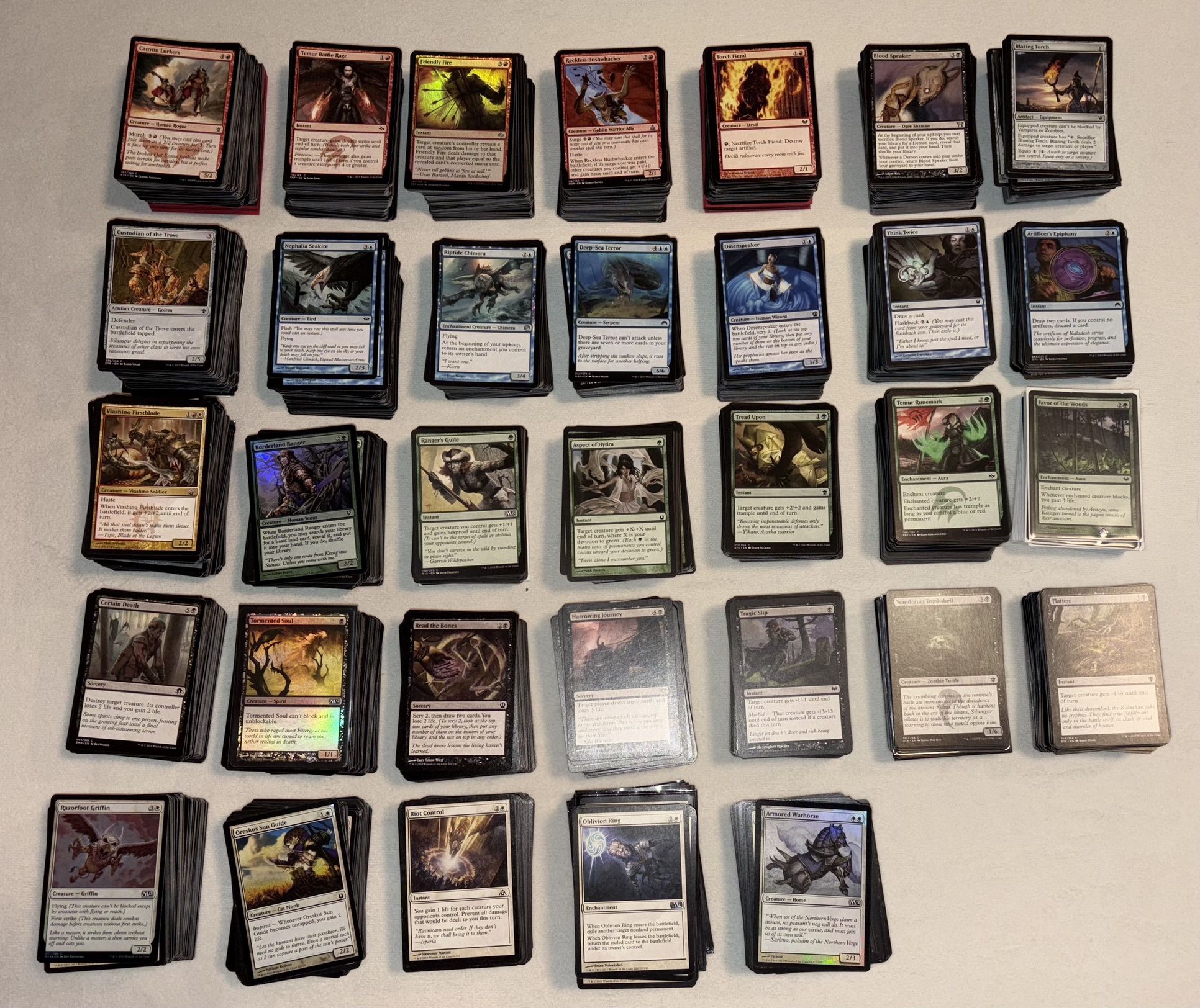 3000+ Magic the Gathering Trading Cards. 