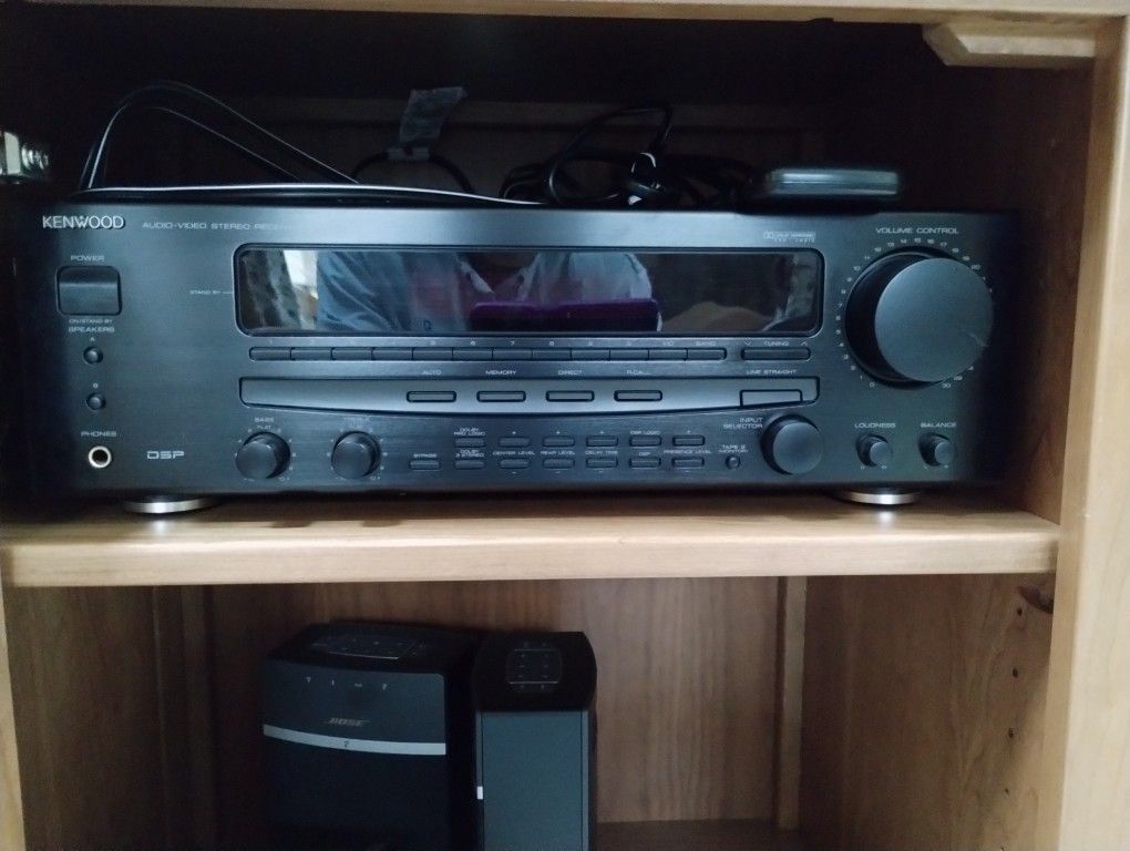 Kenwood Stereo System 