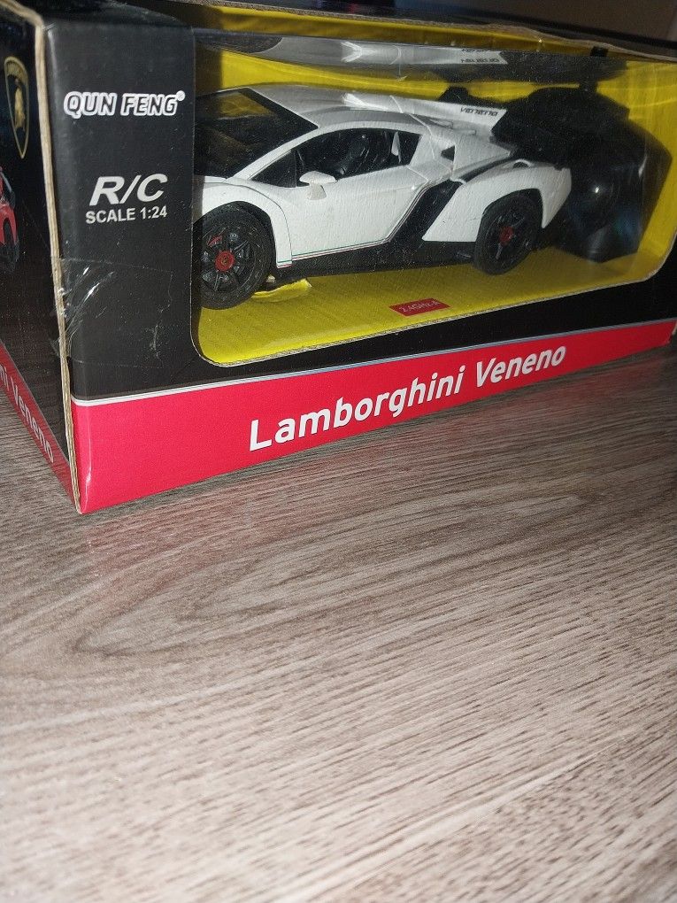 RC Lamborghini Veneno