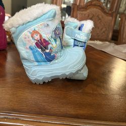 Elsa Boots Size 7 Kids Light Up 