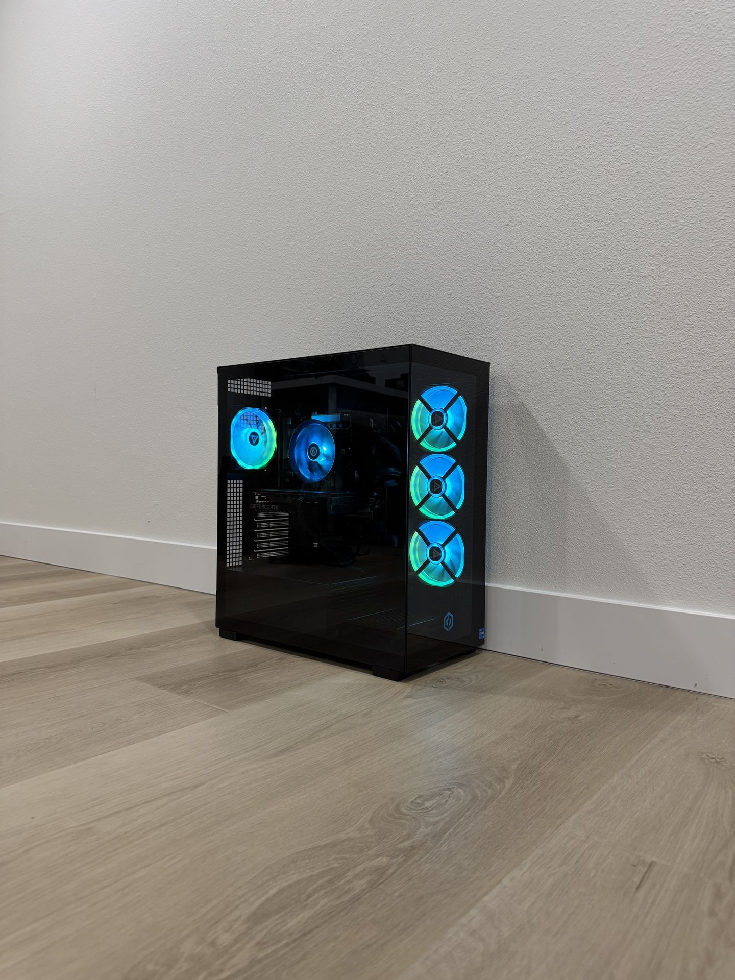 RTX 4060 Gaming PC