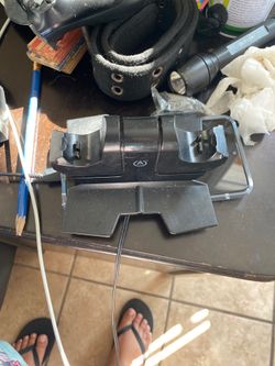 PS4 controller charger