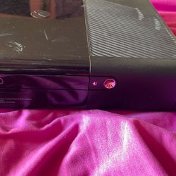 Used Xbox 360 E 