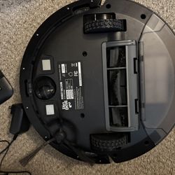 Dirt Devil Vacuum (2)