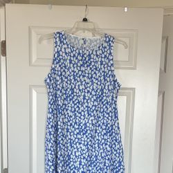 Sleeveless Women’s Dress -L