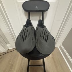 Carbon Yeezy Foam Runners - Size 11