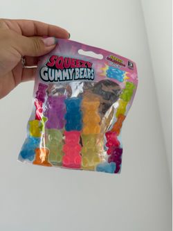 Squeezy gummy bears