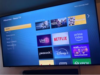 Moving Sale ! 65 inch Hisense Roku TV