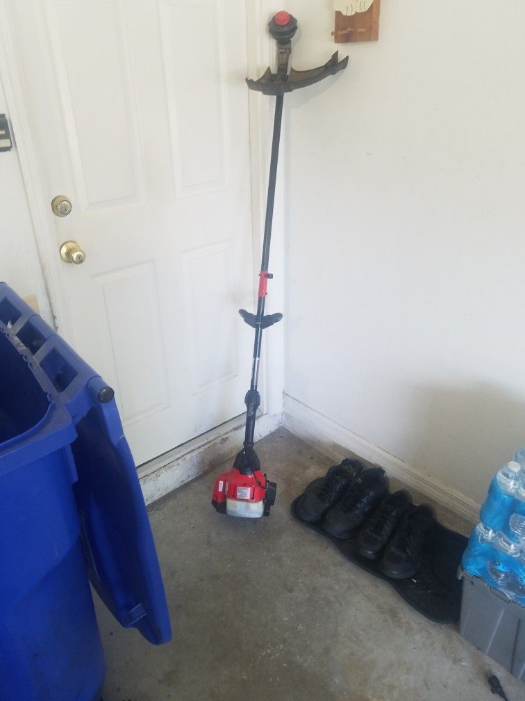 Craftsman WS210 Gas String Trimmer