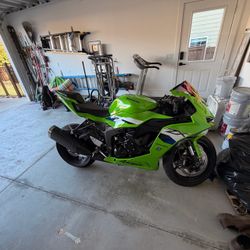 2026 Kawasaki ZX6R