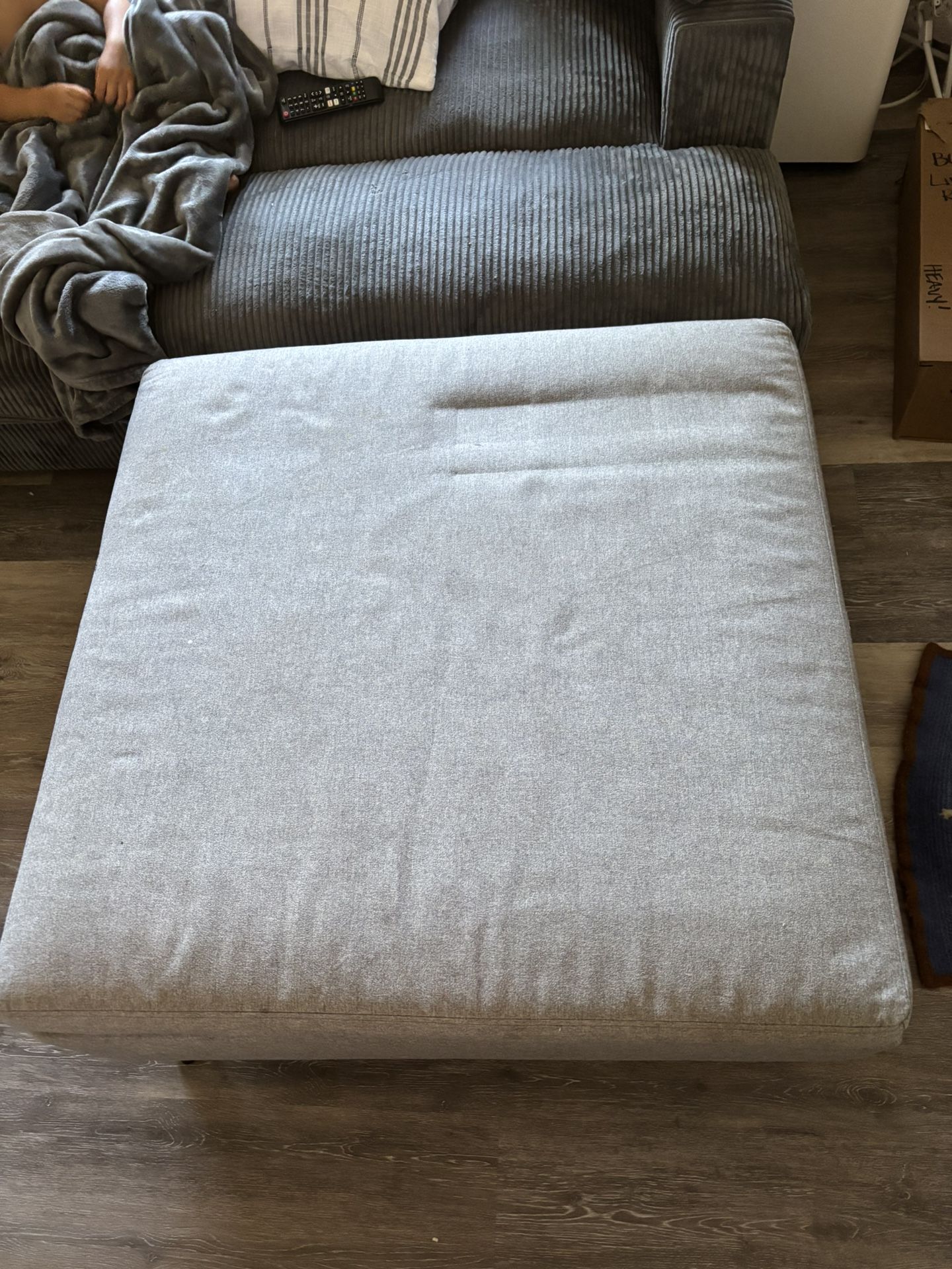 Huge Storage ottoman