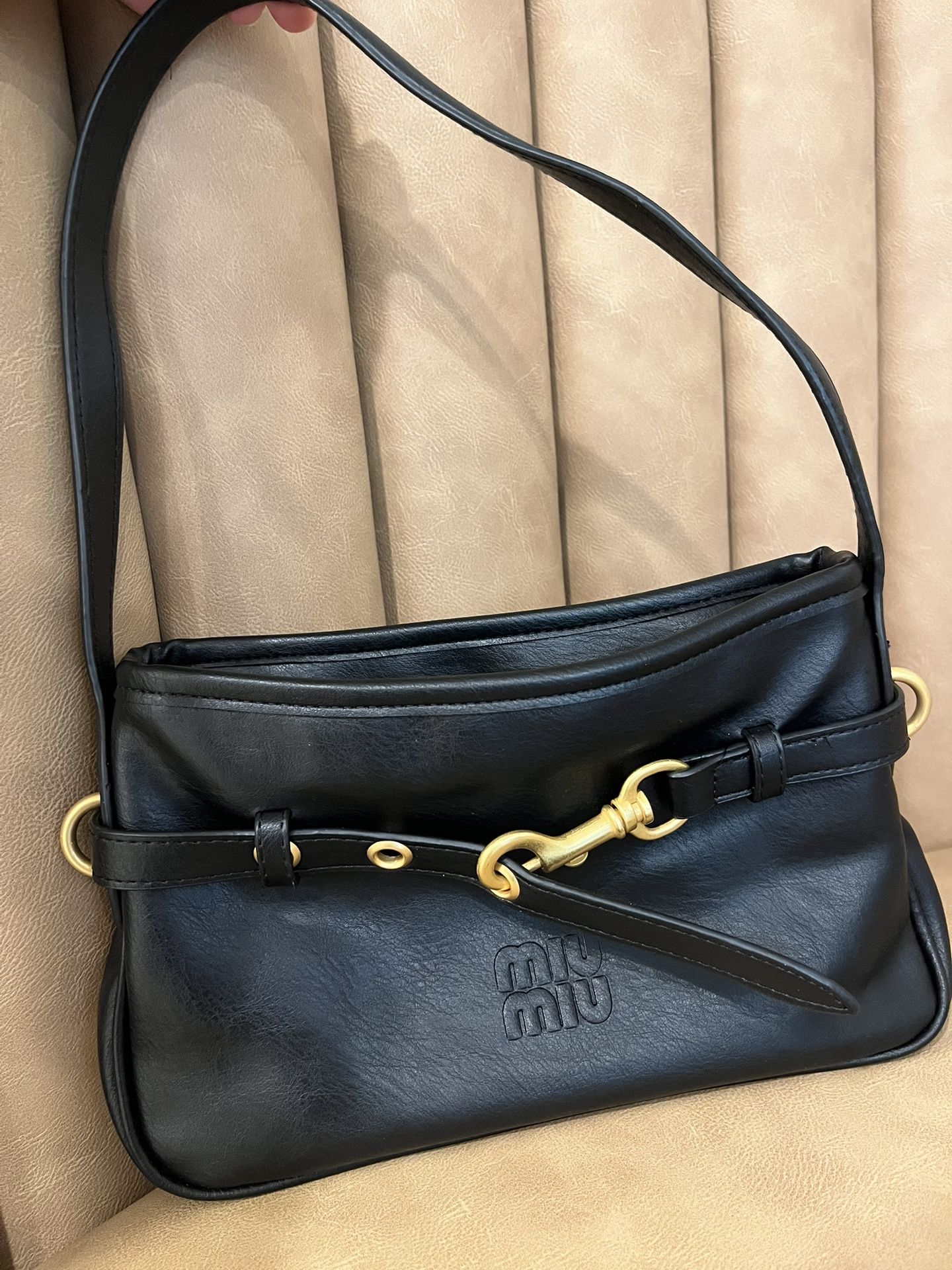 miumiu shoulder bag