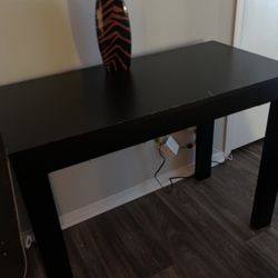 Black Table/Desk